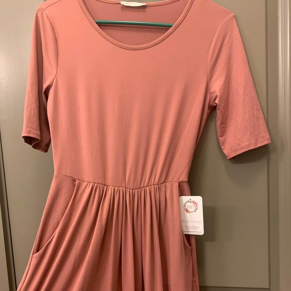 Buttery soft maxi dress with pockets!